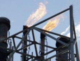 Petrol fiyatları 43 ayın en yüksek seviyesinde Petrol fiyatları 43 ayın en yüksek seviyesinde